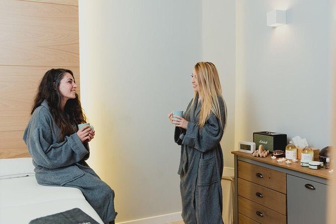 Massage Weekends and Holidays - Experience the Best of Granada with a Couples’ Massage at BorealRelax