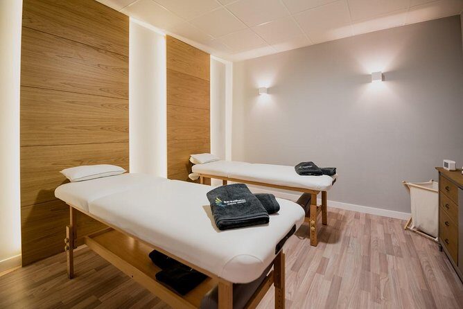 Massage Weekends and Holidays - Practical Details to Keep in Mind