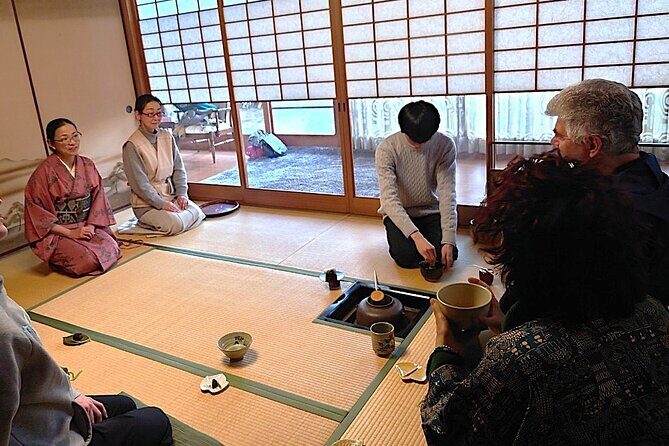 Matcha Experience in a Private Home Setting - A Gentle Introduction to the Matcha Experience in Kobe