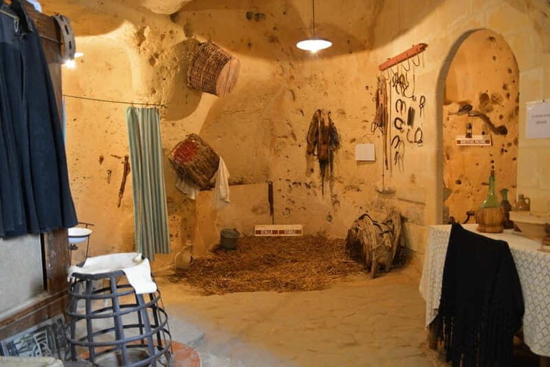 Matera Evening Tour in English - A Walk Through the Ancient Districts