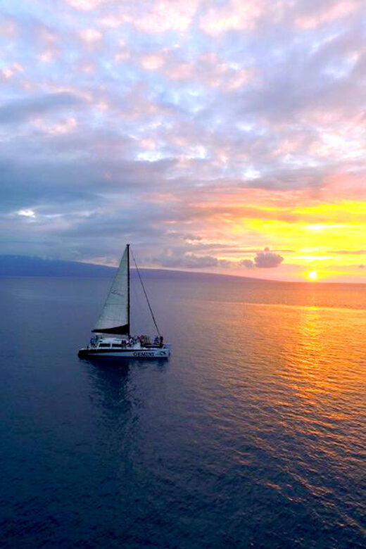 Maui: 2 Hour Sunset Dinner Sail with Open Bar and Appetizers - FAQ