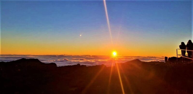 Maui: Haleakala Sunset and Stargazing Tour with Dinner - Practical Details and Tips