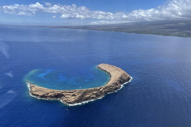 Maui -PRIVATE- Air Tour FUN: 3 Islands: (2-5 people): SEE it ALL! - Authentic Traveler Perspectives