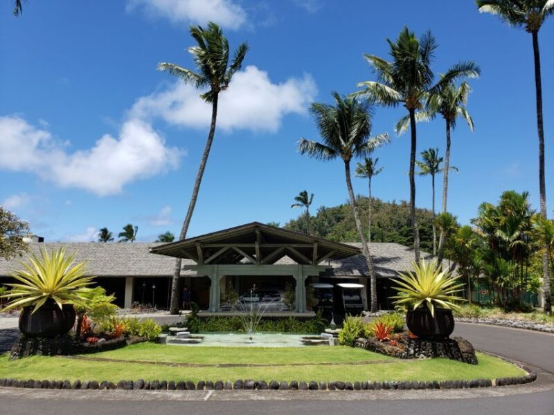 Maui: Road to Hana Adventure with Breakfast & Lunch - Who Should Consider This Tour?