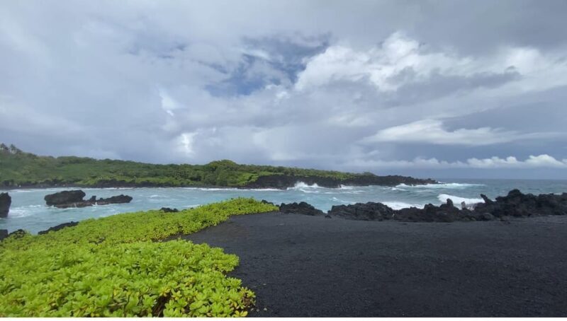 Maui: Van Day Trip to Hana with Local Guide and Lunch - Key Points