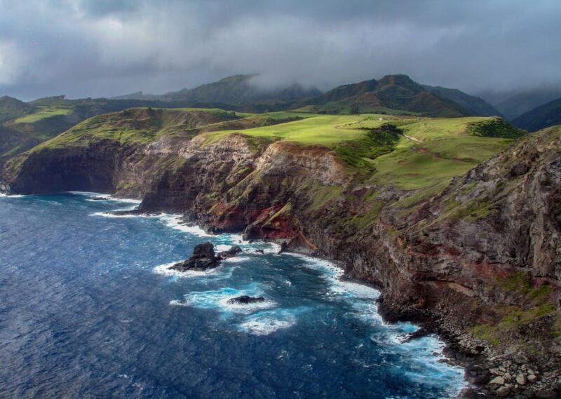 Maui: Waterfalls of West Maui and Molokai Helicopter Tour - An In-Depth Look at the Waterfalls of West Maui and Molokai Helicopter Tour