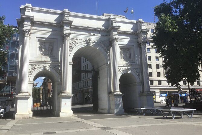 Mayfair and Belgravia Private Walking Tour - Key Points