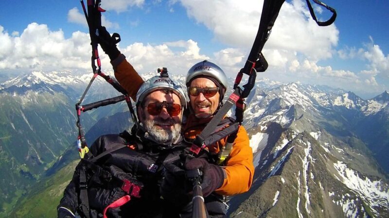 Mayrhofen: Paragliding Flight Experience Over Mountains - An In-Depth Look at the Paragliding Experience in Mayrhofen