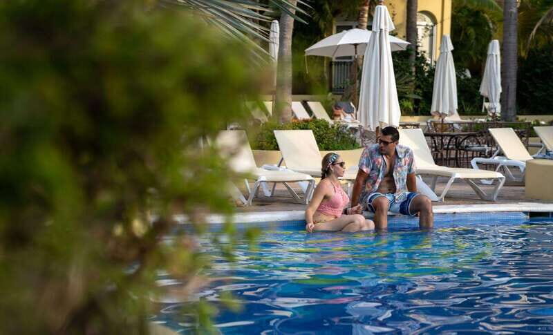 Mazatlan: Old Town Sightseeing and Golden Zone Private - Who Is This Tour Best For?