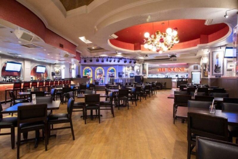 Meal at Hard Rock Cafe Miami at Biscayne Marketplace - Who Would Enjoy This Experience?