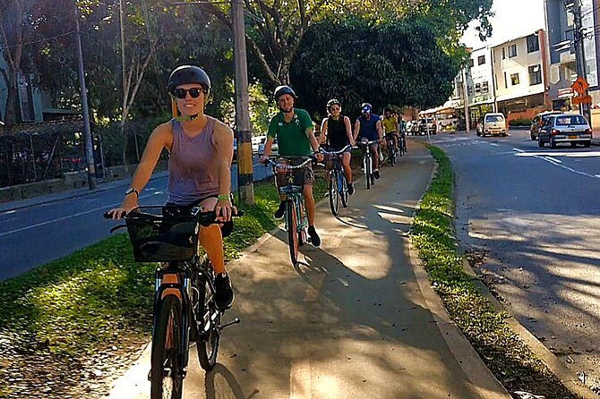 Medellín Bike Tour - Exploring Medellín on Two Wheels: A Deep Dive