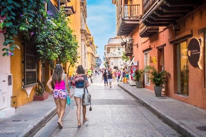 Medellin City Tour Including barrios and food tasting - FAQs