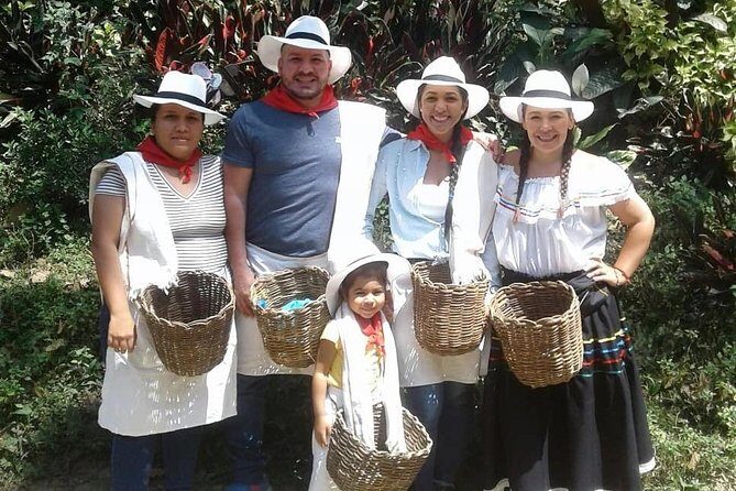 Medellin: coffee tour and paisa experience - A Detailed Look at the Medellín Coffee Tour and Paisa Experience
