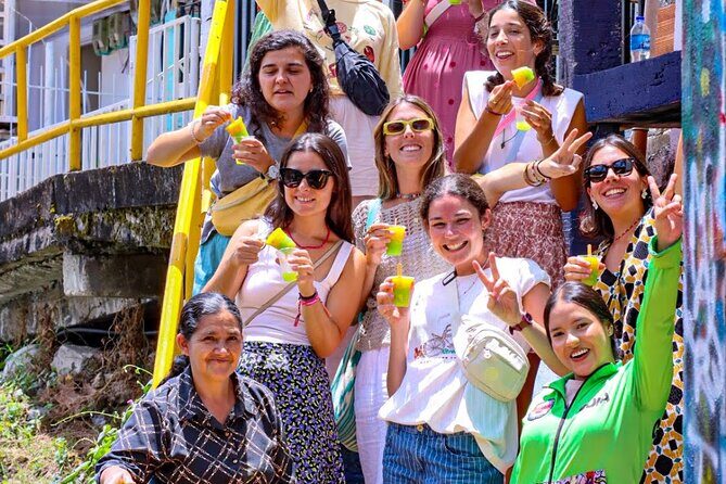 Medellin communal tour 13 with snacks and your own graffity - The Sum Up