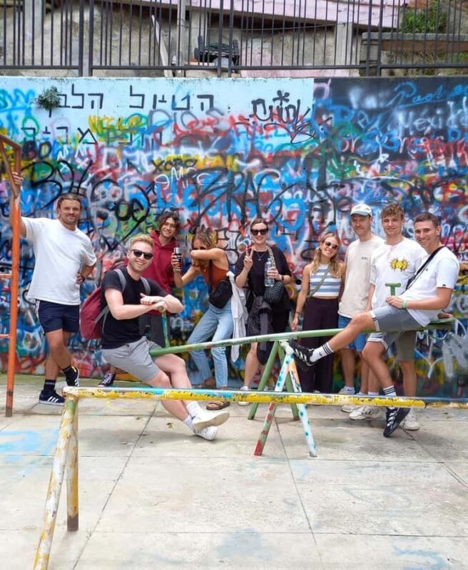 Medellín: Comuna 13 (Graffitour) Discover the Transformation - Exploring Comuna 13: An In-Depth Review