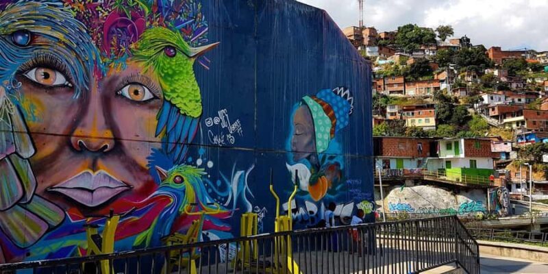 Medellín: Graffity city tour Graffity tour - Final Thoughts: A Balanced View