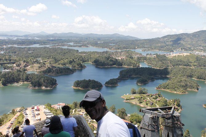 Medellin : Guatape SEMI PRIVATE EXPERIENCE - Frequently Asked Questions