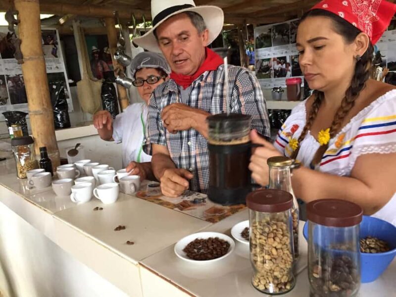 Medellín: Guatape Village with Coffee and Fruit Tasting Tour - Medellín: Guatapé Village with Coffee and Fruit Tasting Tour — A thorough look
