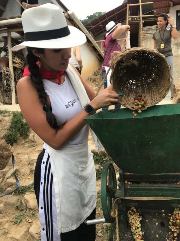 Medellín: Guatape Village with Coffee and Fruit Tasting Tour - FAQ