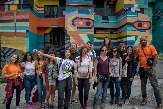 Medellin: Mémoire et Transformation - Une Visite Authentique - Medellin: Mémoire et Transformation - Une Visite Authentique