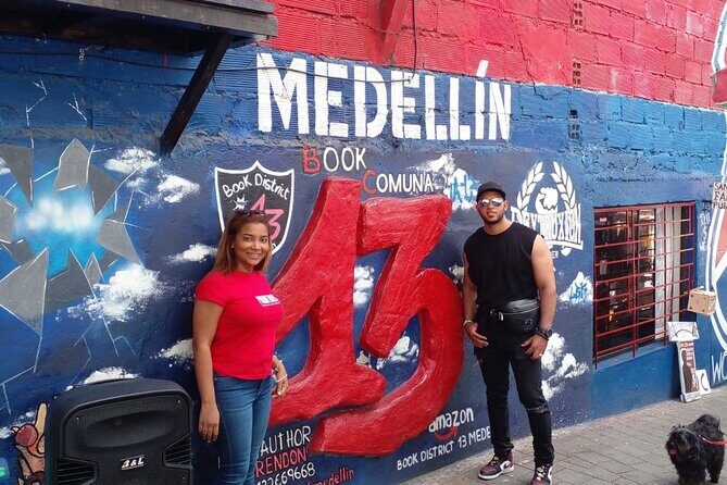 Medellin: Pablo Escobar and Commune 13 Private Tour - In-Depth Breakdown of the Itinerary