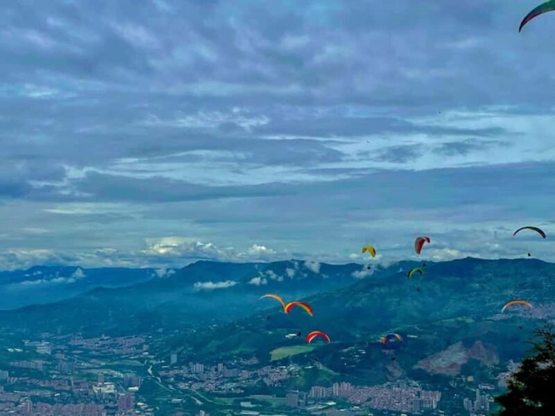 Medellin: Paragliding Experience with a Professional Guide - A Closer Look at the Paragliding Experience