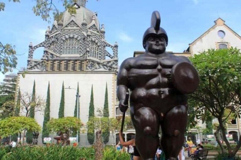 Medellín: Private and Group City Tour with Guide - FAQs