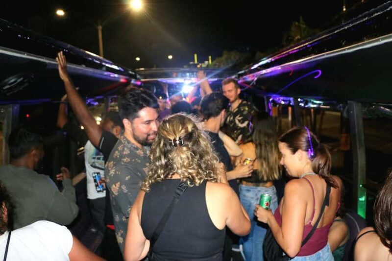 Medellin: Rumbero Party Bus with all the beer you can drink - Starting Point and Duration