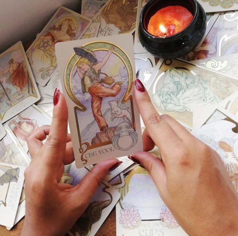 Medellin: Tarot, oracles and energetic cleaning - Practical Details and Tips