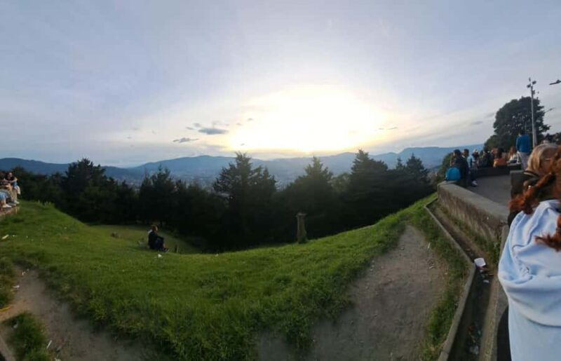 Medellin: Tour of viewpoints, selfie zone, adventure and dinner included. - Why This Tour Might Be Perfect for You