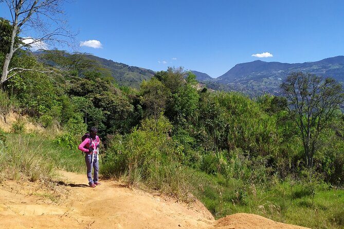 Medellín Viewpoints Hike - The Itinerary in Depth