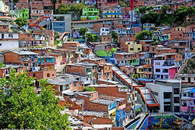 Medellin's Comuna 13 Struggle and Splendor - Key Points