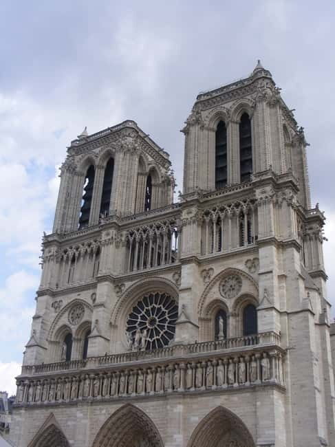 Medieval Paris Private 2h Walking Tour - Exploring the Details of the Medieval Paris Tour