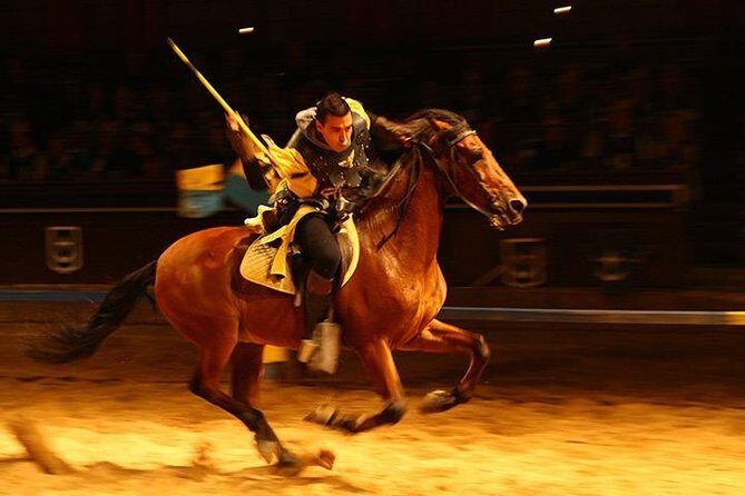Medieval Show and Dinner at Castillo San Miguel with Transfer - FAQ