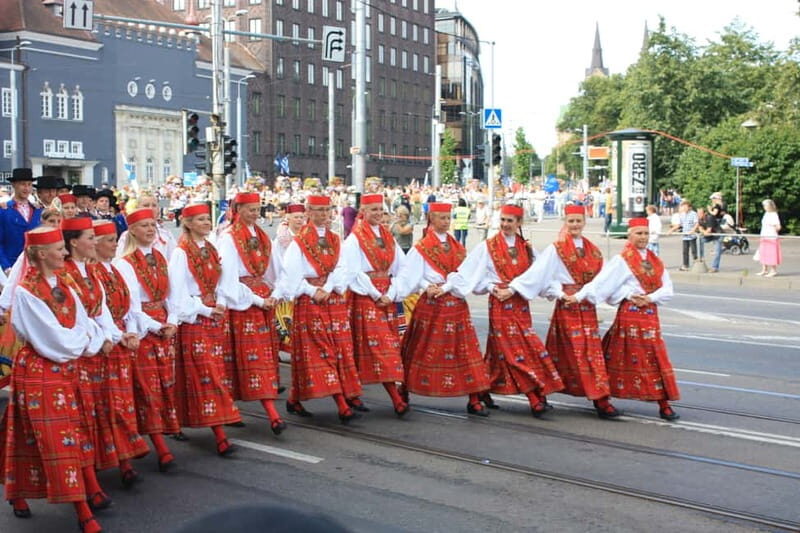 Medieval Tallinn 2-Hour Old Town Walking Tour - FAQ