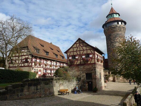 Medieval Tour in Nuremberg in Spanish - An In-Depth Look at the Medieval Nuremberg Tour