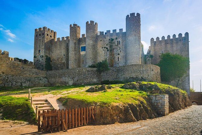 Medieval towns of Óbidos and Alcobaça from Lisbon with Lunch - FAQ