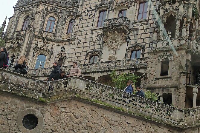 Medieval Vila de Sintra Tour from Lisbon in Mercedes de Luxo - Frequently Asked Questions