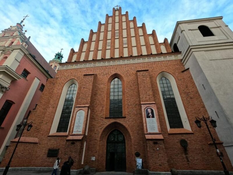 Medieval Warsaw Walking Tour with Smartphone App - FAQs