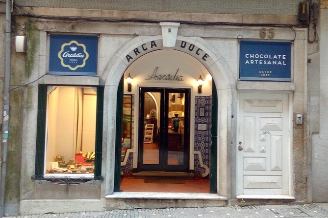 Meet Porto Highlights with Traditional Lunch - Who Should Consider This Tour?