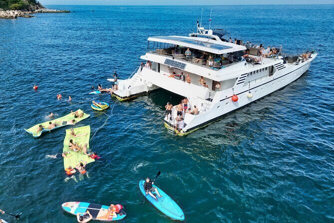 Mega Yacht Limousine of the Sea 1: Puerto Vallarta - An In-Depth Look at the Experience