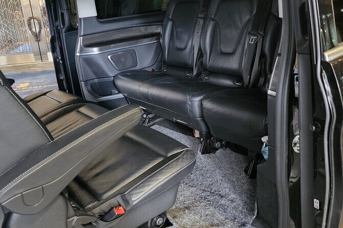 Melbourne Airport to City Transfer by Luxury Car - Who Should Consider This Service?