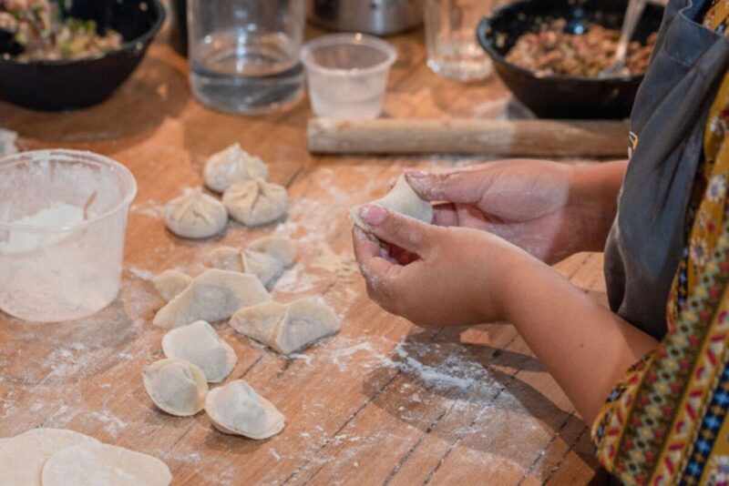 Melbourne: Chinese Dumpling Cooking Class with a Drink - Key Points