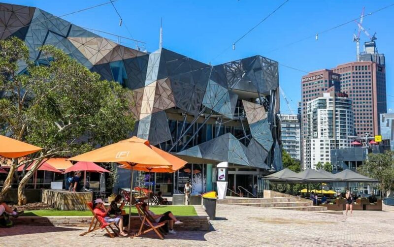 Melbourne: City Highlights Private Guided Walking Tour - Who Should Consider This Tour?