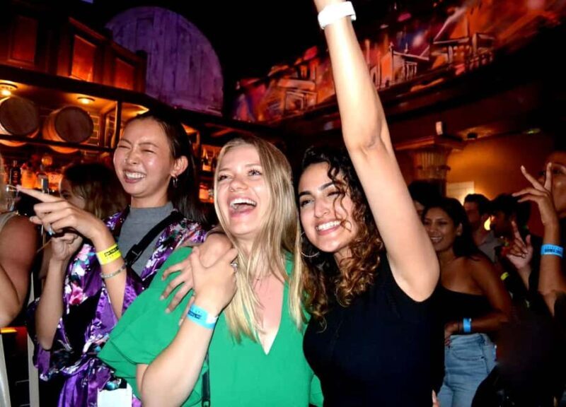 Melbourne: Halloween Bar Crawl/ 5+ Venues, Free Shots & More - How the Experience Works: Practical Details