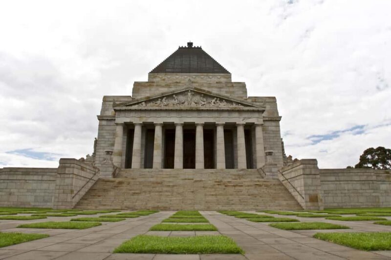 Melbourne Highlights & Aussie Wildlife Express Tour - Melbourne Highlights & Aussie Wildlife Express Tour: An Authentic, Value-Packed Day