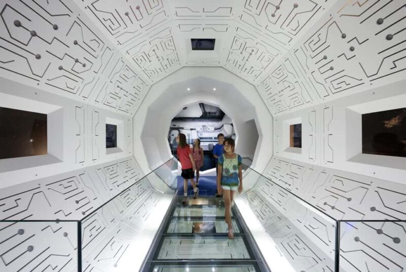 Melbourne: Scienceworks Entry Ticket - A Closer Look at Scienceworks