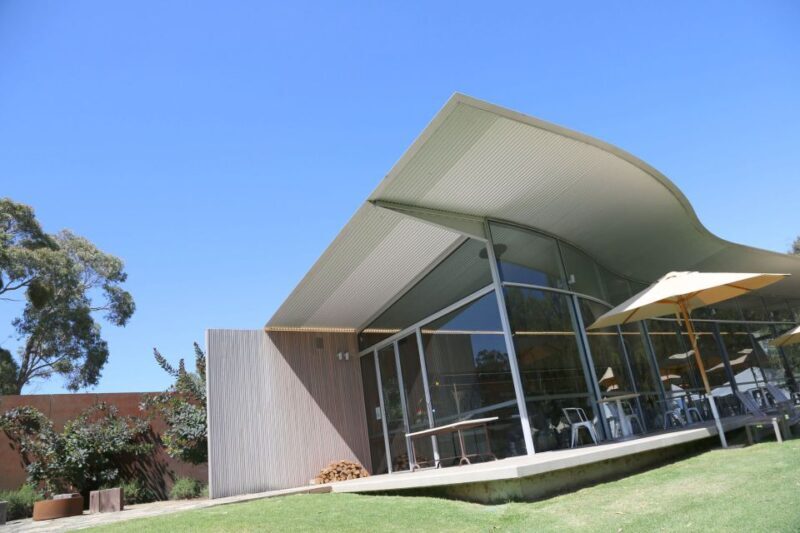 Melbourne: Yarra Valley Food & Wine Tour in a '56 Chevrolet - Value for Money