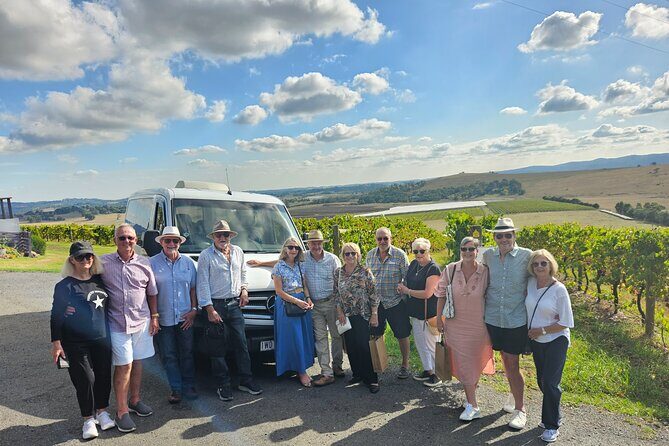 Melbourne: Yarra Valley Wine, Gin, Whisky and Chocolate Tour - Discover the Yarra Valley: Wine, Chocolate, and More in a Full-Day Tour
