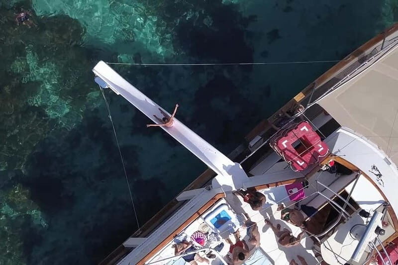 Mellieha: Round Comino, Blue Lagoon & Gozo Cruise with Water - The Experience in Detail